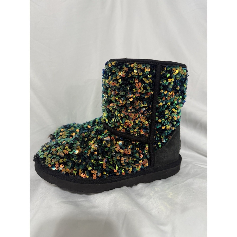 UGG Stellar Sequin Boots Black Gold Sheepskin Lined Sparkle Kids 4 / Women's 6